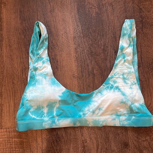 Dippin Daisy Bikini Top & Bottom - Picture 3 of 8